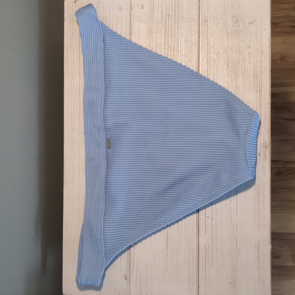 Hollister NWOT extra large XL ribbed v front bikini bottoms light blue - Picture 4 of 5